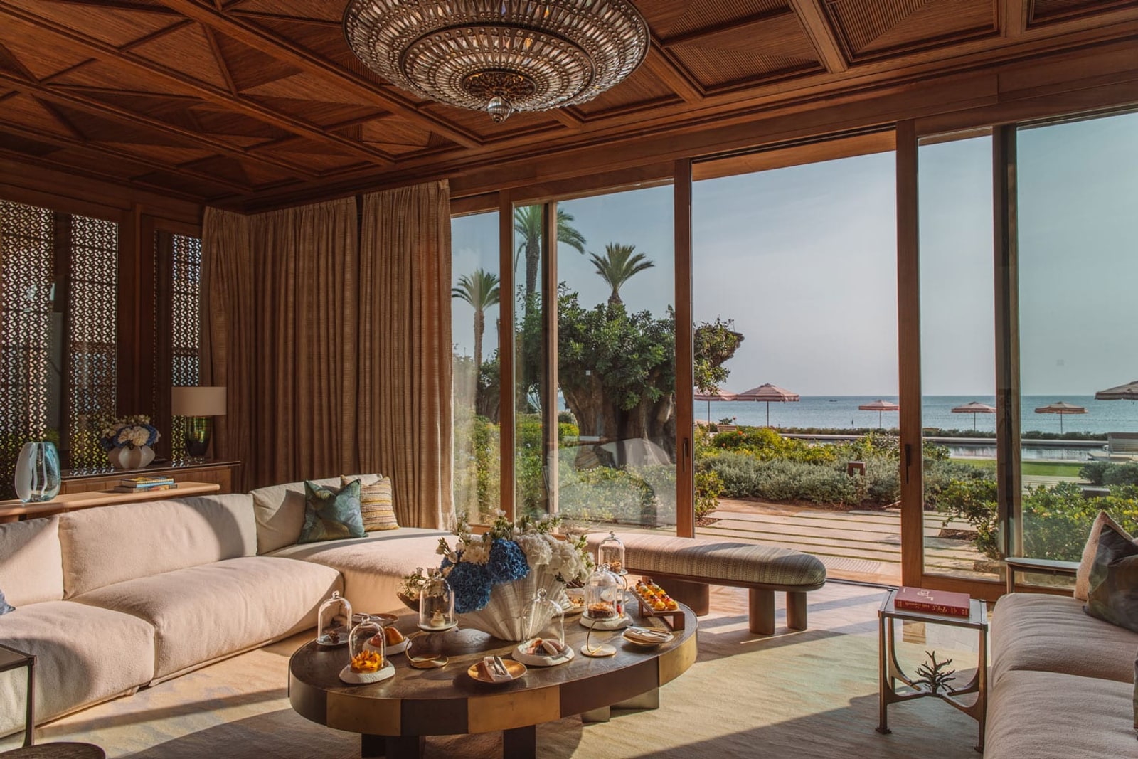 Villa del Royal Mansour Tamuda Bay, con el Mediterráneo al fondo